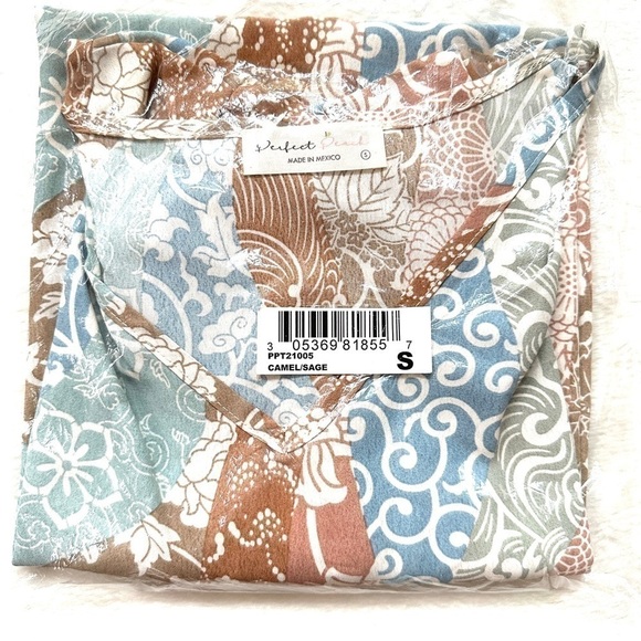 Abstract Floral Moroccan Top Short Flowy Sleeves Size S - Picture 10 of 12